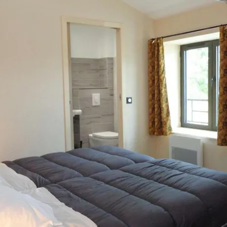Marcilly-le-chatel, 1 Piece, 14 Personnes - Fr-1-496-214 * Marcilly le Chatel